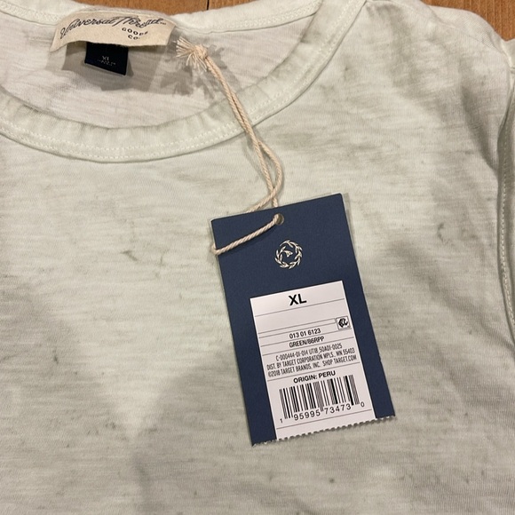 Universal Thread Tank XL - Picture 5 of 8